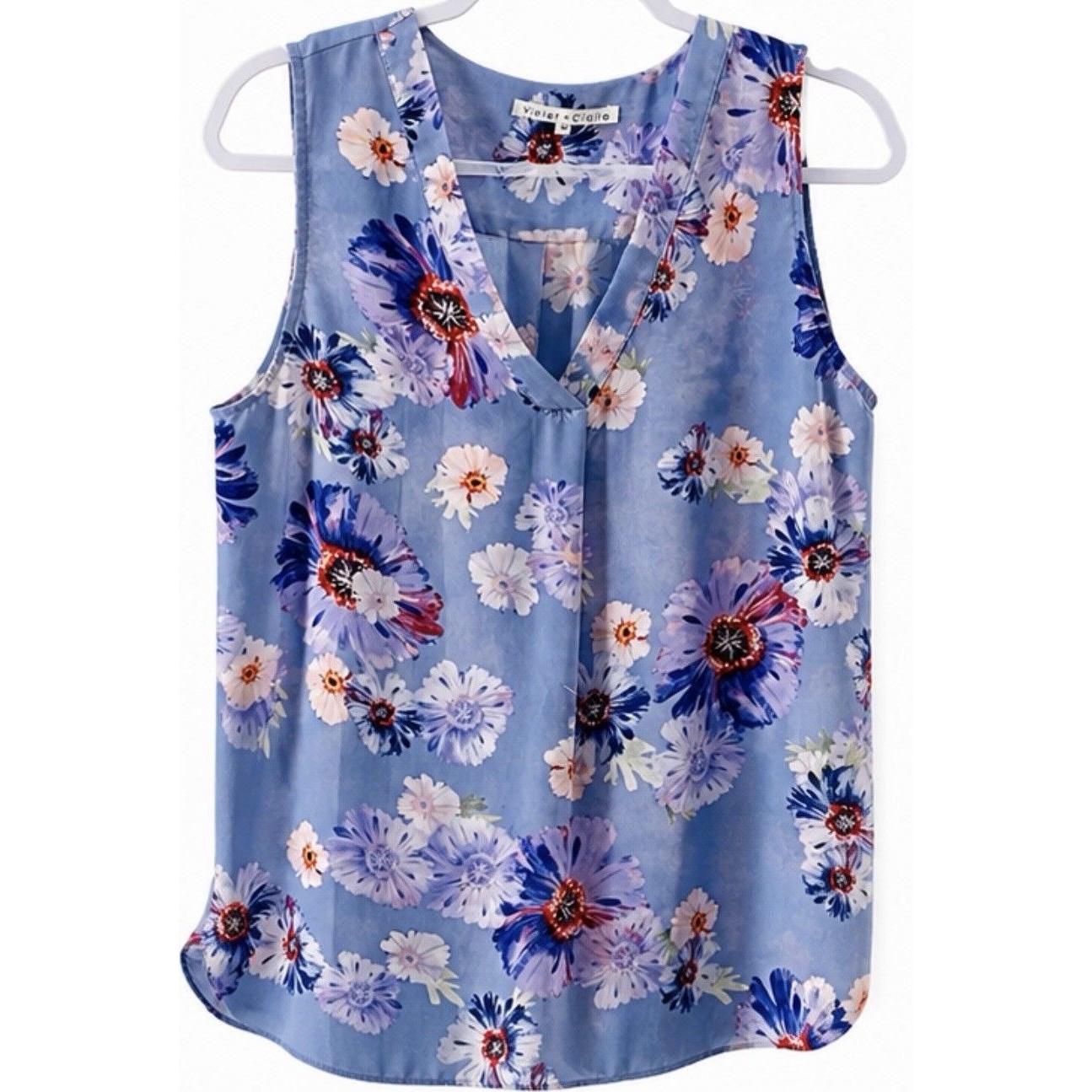 Violet & Claire Floral Blouse Women’s M Light Purple Sleeveless Notch Neck Flowy